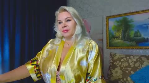 Im a little sick. Ill be back soon. online show from 4, 10, 2025