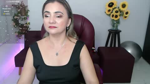 Snapshot of rebeca_milf chatting on 19, 4, 2026 REBECA online show from 19, 4, 2026