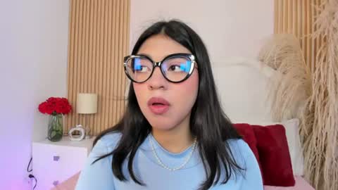 rebeca_taylor_ online show from 11, 7, 2026