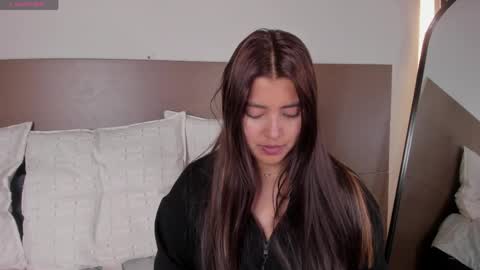 Snapshot of rebeca_williams_ chatting on 3, 6, 2026 Rebeca Williams online show from 3, 6, 2026