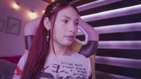 Snapshot of rebecah_1 chatting on 19, 11, 2025 Rebeca online show from 19, 11, 2025