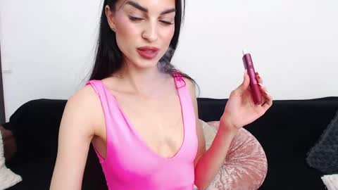 Snapshot of rebecamur chatting on 12, 5, 2026 rebecamur online show from 12, 5, 2026