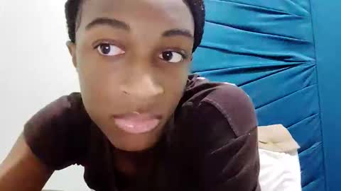 Snapshot of rebecca23278 chatting on 12, 5, 2026 Tu mami Rebecca online show from 12, 5, 2026