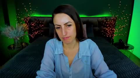 rebecca_diamonds online show from 30, 1, 2025