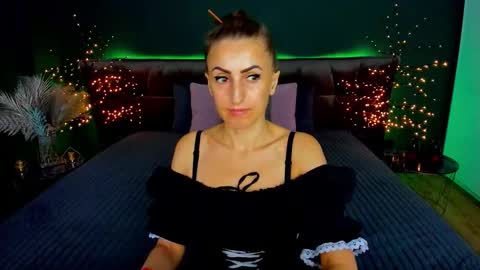 rebecca_diamonds online show from 23, 9, 2025