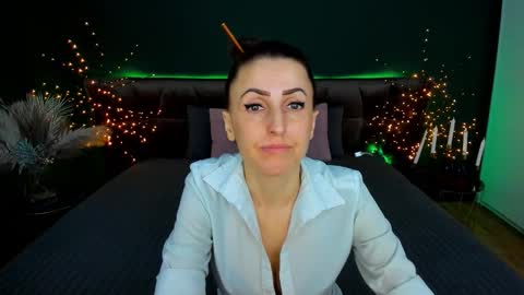 rebecca_diamonds online show from 2, 3, 2026