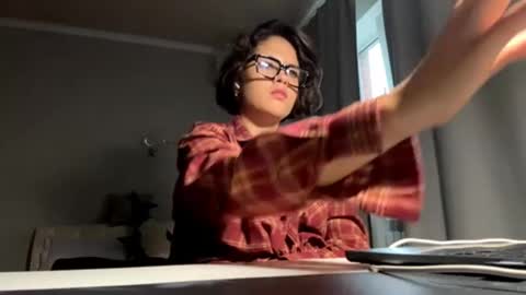 Snapshot of rebeccatumbleson chatting on 19, 10, 2025 Rebecca online show from 19, 10, 2025