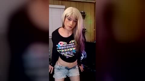rebeckaloves online show from 6, 7, 2026