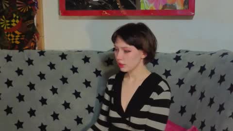 Snapshot of reborn_elf chatting on 29, 10, 2025 Lara online show from 29, 10, 2025