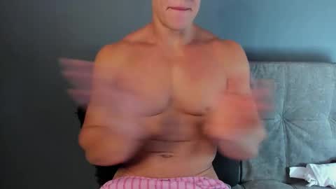 Snapshot of recce_taylor4 chatting on 12, 9, 2025 twitter REECET26 instagram RECCETAYLOR online show from 12, 9, 2025