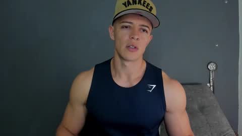 Snapshot of recce_taylor4 chatting on 9, 11, 2025 twitter REECET26 instagram RECCETAYLOR online show from 9, 11, 2025