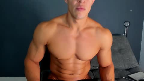 Snapshot of recce_taylor4 chatting on 24, 11, 2025 twitter REECET26 instagram RECCETAYLOR online show from 24, 11, 2025