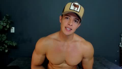 Snapshot of recce_taylor4 chatting on 3, 12, 2025 twitter REECET26 instagram RECCETAYLOR online show from 3, 12, 2025