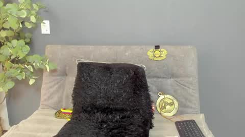 twitter REECET26 instagram RECCETAYLOR online show from 2, 4, 2026