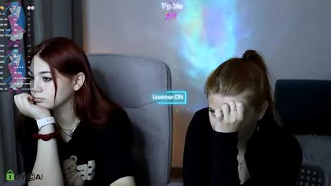Snapshot of red__dizzy chatting on 27, 5, 2026 red__dizzy online show from 27, 5, 2026