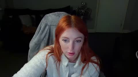 Snapshot of red_firesquirt chatting on 8, 1, 2025 Red - online show from 8, 1, 2025