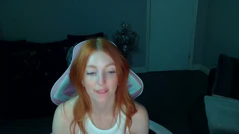 Snapshot of red_firesquirt chatting on 12, 3, 2025 Red - online show from 12, 3, 2025