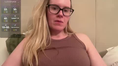 Snapshot of red_head_rosie_69 chatting on 22, 2, 2025 Rosie online show from 22, 2, 2025