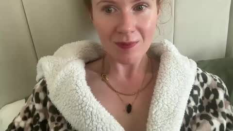 Snapshot of red_head_rosie_69 chatting on 25, 9, 2025 Rosie online show from 25, 9, 2025