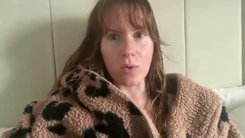 Snapshot of red_head_rosie_69 chatting on 8, 10, 2025 Rosie online show from 8, 10, 2025