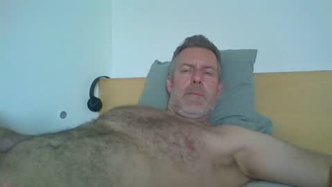 Snapshot of redandbluecloud chatting on 29, 5, 2026 Red online show from 29, 5, 2026
