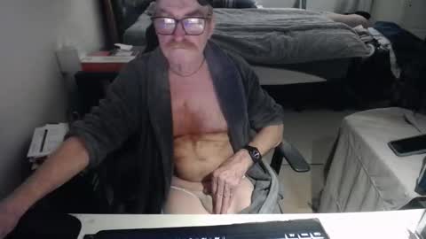 Snapshot of redbare12007 chatting on 3, 6, 2026 Red online show from 3, 6, 2026