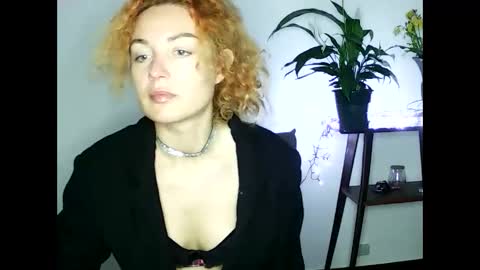 reddgirll online show from 14, 2, 2025