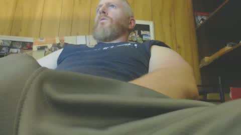 Snapshot of redhead4fun chatting on 2, 6, 2026 theredhead4fun online show from 2, 6, 2026