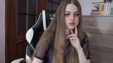 Lily online show from 16, 11, 2025