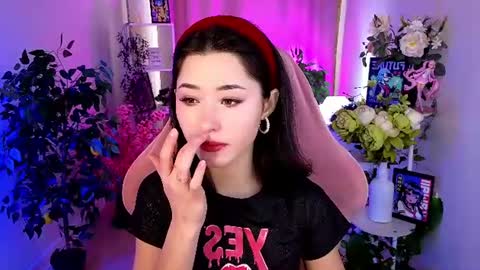 Snapshot of redmidnight_ chatting on 3, 8, 2026 Kiara online show from 3, 8, 2026