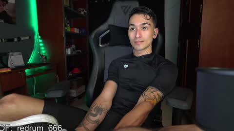 Snapshot of redrum_696 chatting on 2, 2, 2025 Red online show from 2, 2, 2025