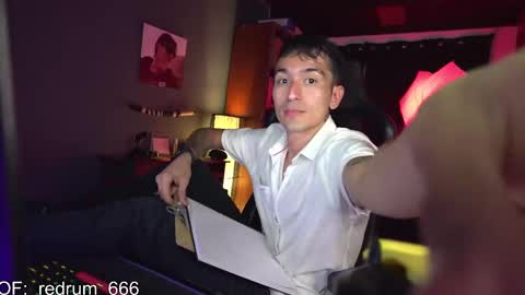 Snapshot of redrum_696 chatting on 3, 3, 2025 Red online show from 3, 3, 2025