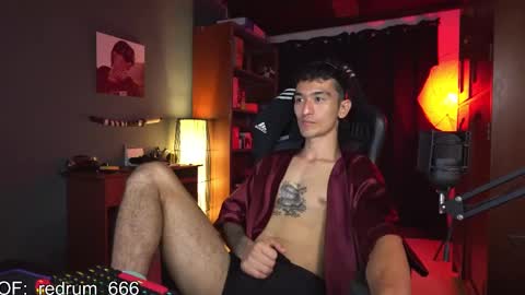 Snapshot of redrum_696 chatting on 8, 3, 2025 Red online show from 8, 3, 2025