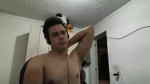 Snapshot of redsoul951869 chatting on 8, 3, 2025 RedsoulReaver online show from 8, 3, 2025