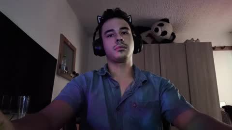 Snapshot of redsoul951869 chatting on 16, 9, 2025 RedsoulReaver online show from 16, 9, 2025