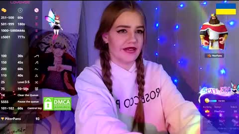 Snapshot of redvelveten chatting on 20, 2, 2025 Ronnie online show from 20, 2, 2025