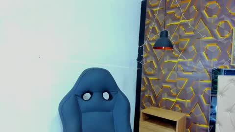 reed_kitty online show from 16, 12, 2025