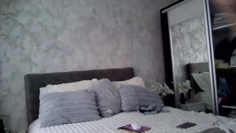 Reed-velvet online show from 24, 2, 2026