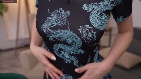 Snapshot of refined_style chatting on 17, 1, 2025 JessyinCherri yang online show from 17, 1, 2025