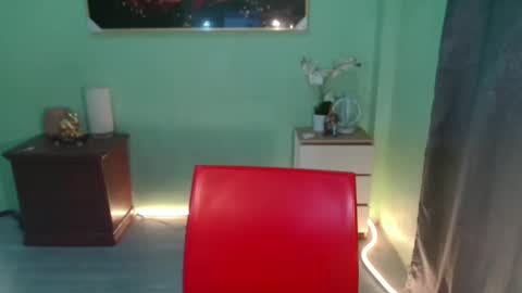 regelthegoddess online show from 4, 1, 2025