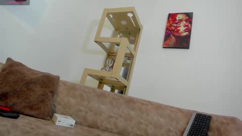 regiina_doll online show from 11, 1, 2026