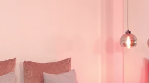 Regina  online show from 10, 9, 2025