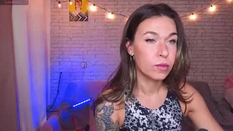 ReginaHawkinss online show from 10, 10, 2025