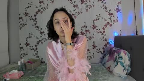 Alisa online show from 5, 3, 2025