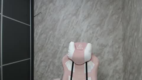 Snapshot of reginasmilee chatting on 21, 2, 2025 Regina online show from 21, 2, 2025