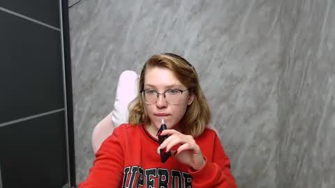 Snapshot of reginasmilee chatting on 26, 2, 2025 Regina online show from 26, 2, 2025