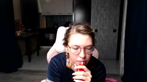 Snapshot of reginasmilee chatting on 14, 9, 2025 Regina online show from 14, 9, 2025