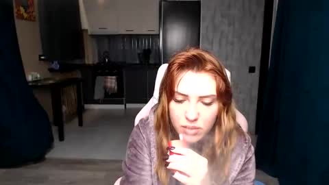 Snapshot of reginasmilee chatting on 19, 10, 2025 Regina online show from 19, 10, 2025