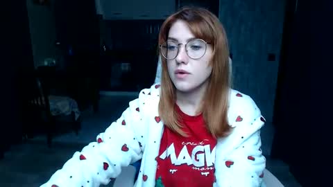 Snapshot of reginasmilee chatting on 24, 10, 2025 Regina online show from 24, 10, 2025