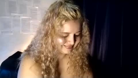 Snapshot of rei_chan26 chatting on 8, 3, 2025 Tania Nixx online show from 8, 3, 2025